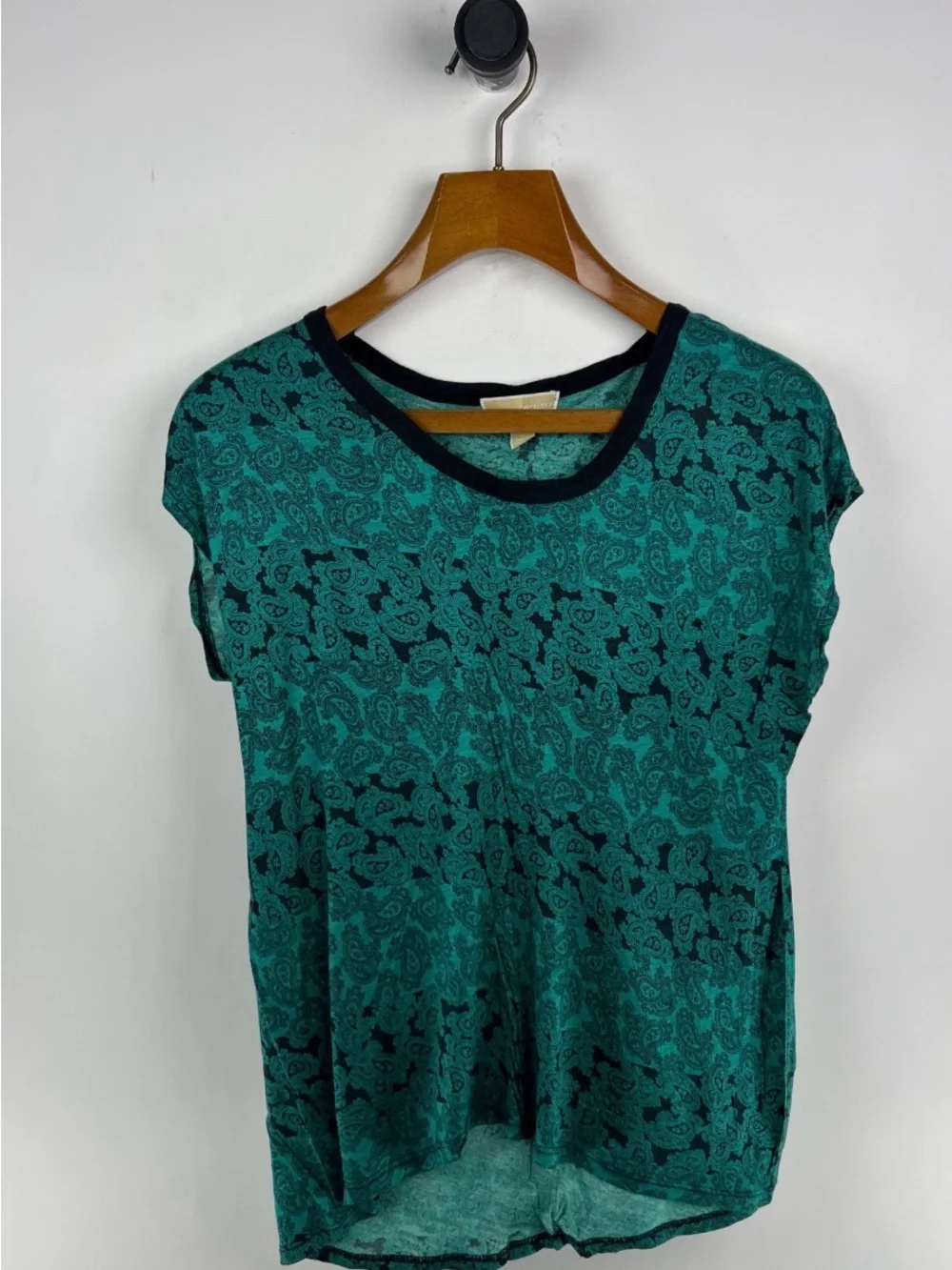 Michael Kors Teal Paisley Short Sleeve Tee with Contrast Neck